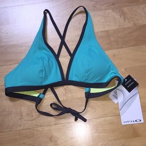 ~*~SOLD~*~Oakley reversible swim suit top.